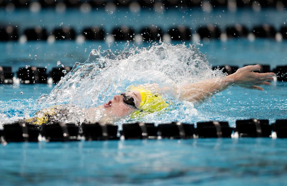 Kelsey Drake swims the 200 yard IM during the Black and Gold Intrasquad Saturday, September 29, 2018 at the Campus Recreation and Wellness Center. (Brian Ray/hawkeyesports.com)