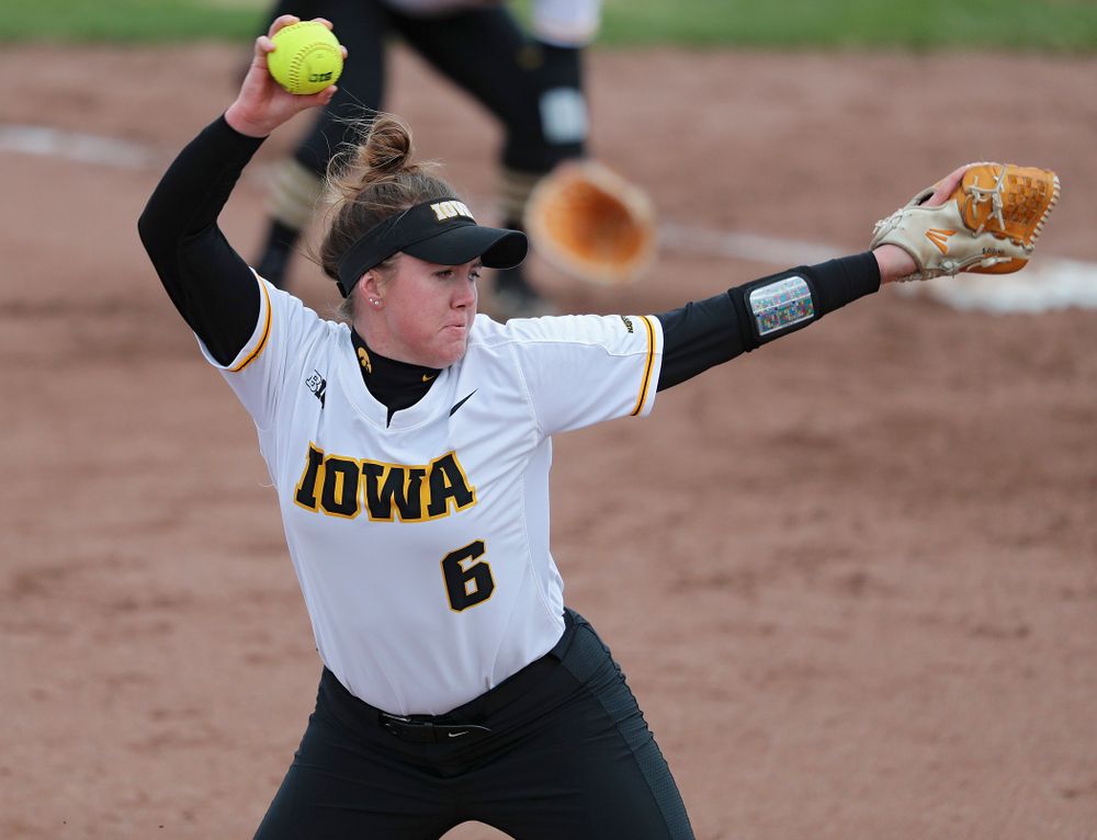 Iowa pitcher Erin Riding (6) delivers to the plate during the fifth inning of their game against Illinois at Pearl Field in Iowa City on Friday, Apr. 12, 2019. (Stephen Mally/hawkeyesports.com)