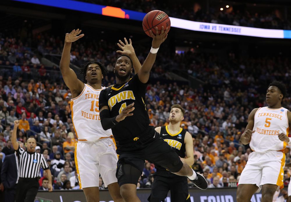 Iowa Hawkeyes guard Isaiah Moss (4) against the Tennessee Volunteers in the second round of the 2019 NCAA Men's Basketball Tournament Sunday, March 24, 2019 at Nationwide Arena in Columbus, Ohio. (Brian Ray/hawkeyesports.com)