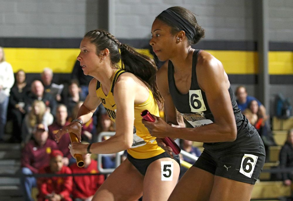 Iowa’s Mallory King runs the women’s 1600 meter relay premier event during the Larry Wieczorek Invitational at the Recreation Building in Iowa City on Saturday, January 18, 2020. (Stephen Mally/hawkeyesports.com)