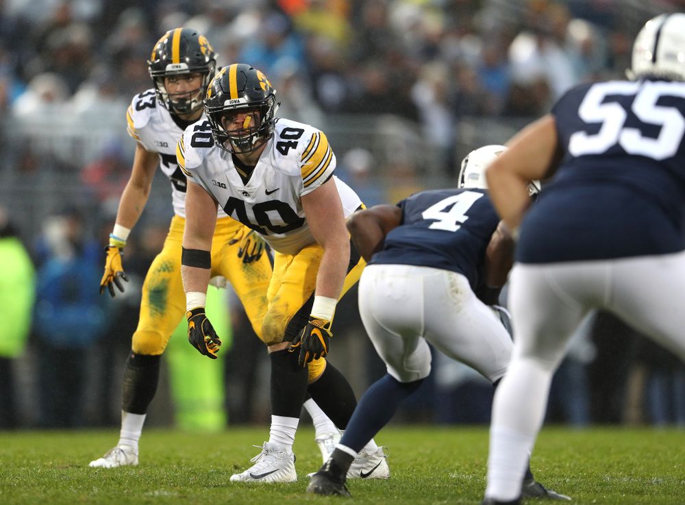 Iowa Hawkeyes defensive end Parker Hesse (40) against the Penn State Nittany Lions Saturday, October 27, 2018 at Beaver Stadium in University Park, Pa. (Brian Ray/hawkeyesports.com)