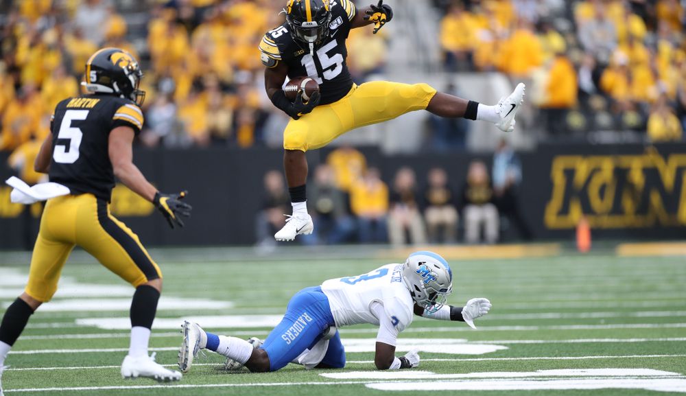 Iowa Hawkeyes running back Tyler Goodson (15) against Middle Tennessee State Saturday, September 28, 2019 at Kinnick Stadium. (Max Allen/hawkeyesports.com)