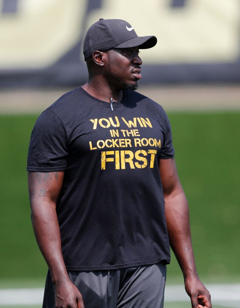 Former Iowa linebacker Abdul Hodge during fall camp practice No. 9 Friday, August 10, 2018 at the Kenyon Practice Facility. (Brian Ray/hawkeyesports.com)
