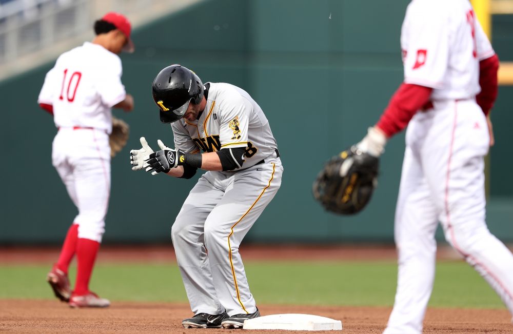 Iowa Hawkeyes Chris Whelan (28) doubles against the Indiana Hoosiers in the first round of the Big Ten Baseball Tournament Wednesday, May 22, 2019 at TD Ameritrade Park in Omaha, Neb. (Brian Ray/hawkeyesports.com)