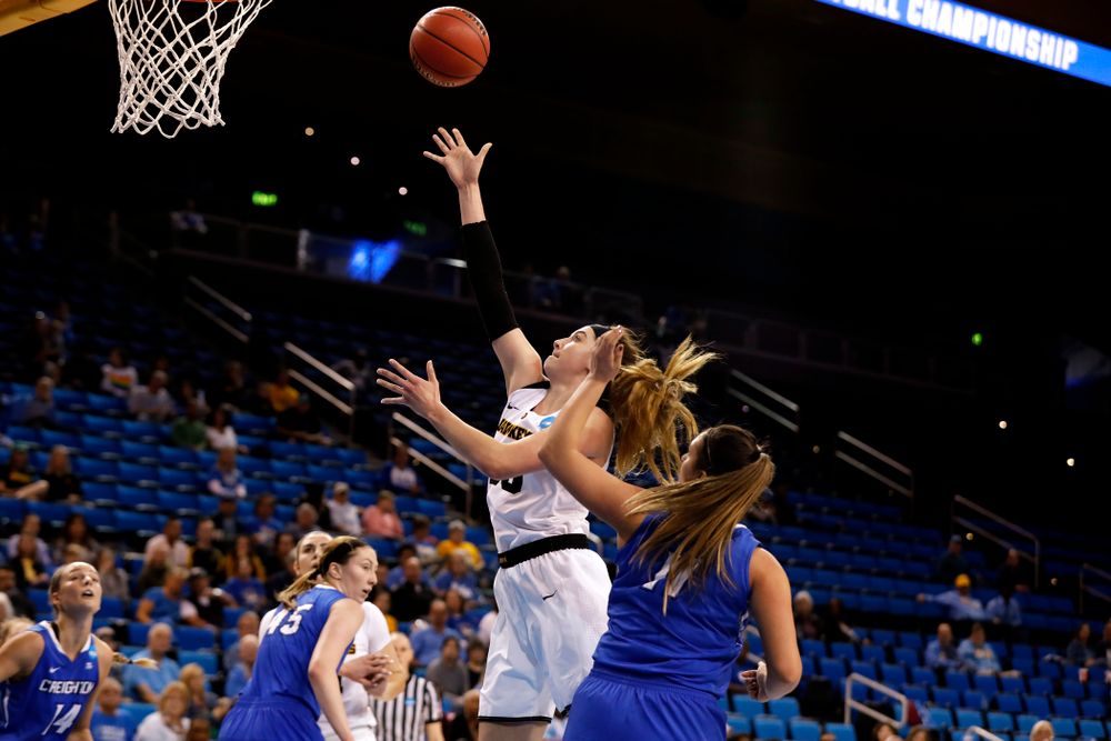 Iowa Hawkeyes forward Megan Gustafson (10) goes to the hoop against the Creighton Bluejays in the first round of the 2018 NCAA Women's Basketball Tournament Saturday, March 17, 2018 at Pauley Pavilion on the campus of UCLA. (Brian Ray/hawkeyesports.com)