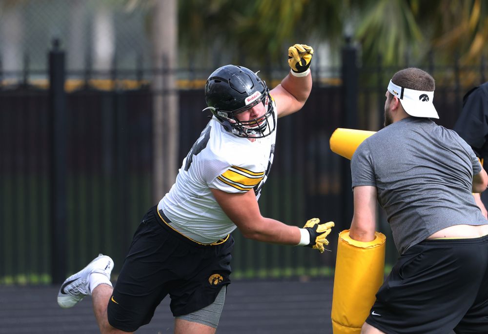 Iowa Hawkeyes defensive end Anthony Nelson (98) during practice for the 2019 Outback Bowl Friday, December 28, 2018 at the University of Tampa. (Brian Ray/hawkeyesports.com)