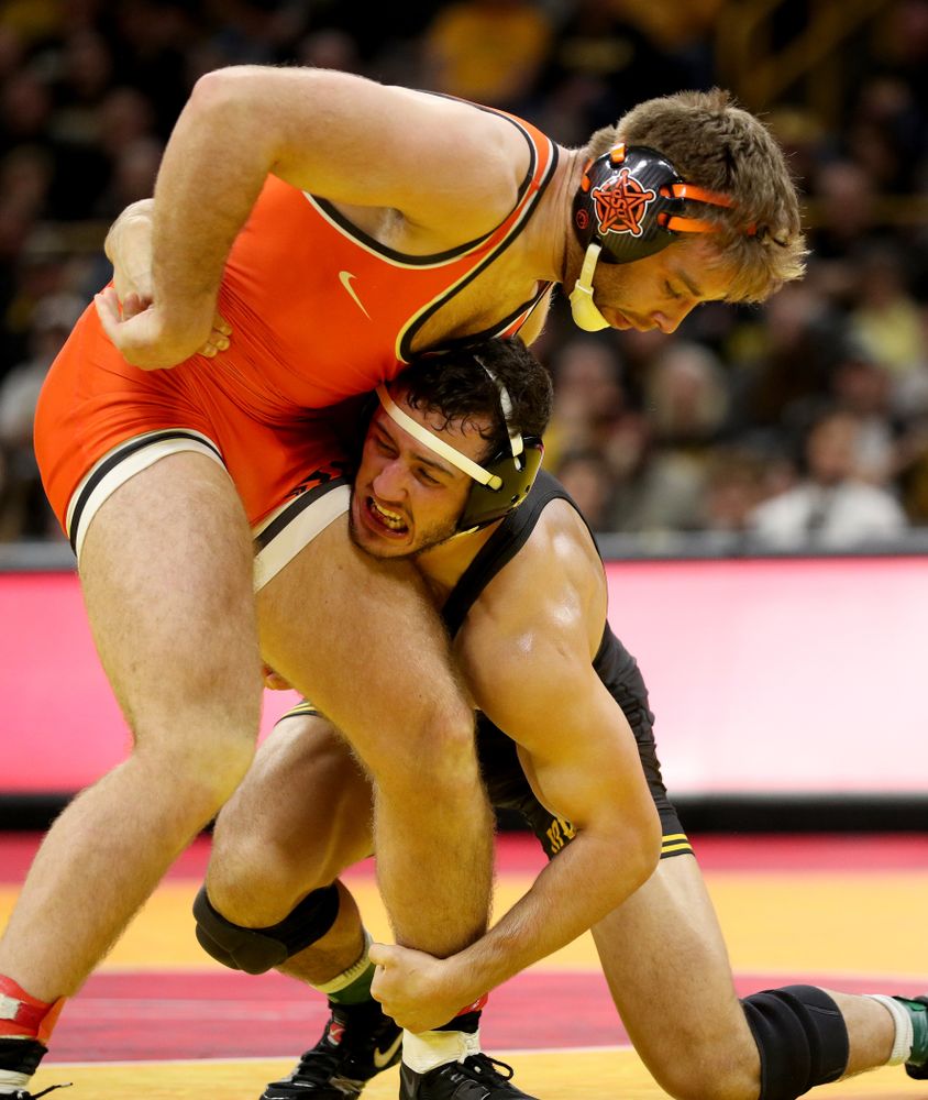 Iowa’s Michael Kemerer Wrestles Oklahoma State’s Joseph Smith at 174 pounds Sunday, February 23, 2020 at Carver-Hawkeye Arena. Kemerer won the match 12-2. (Brian Ray/hawkeyesports.com)