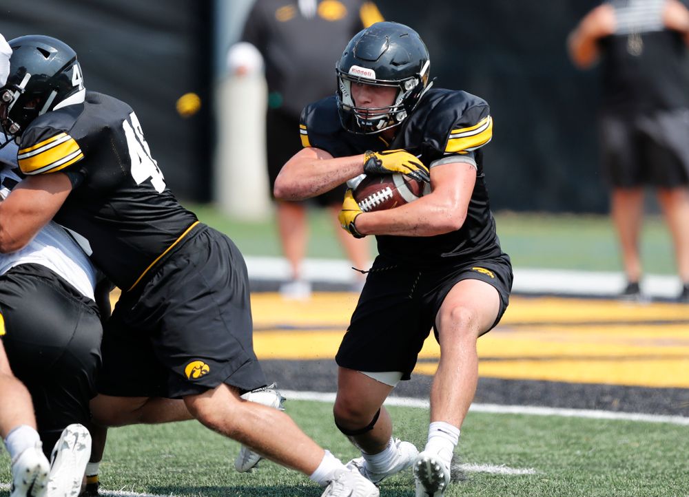 Iowa Hawkeyes running back Samson Evans (22) during fall camp practice No. 9 Friday, August 10, 2018 at the Kenyon Practice Facility. (Brian Ray/hawkeyesports.com)