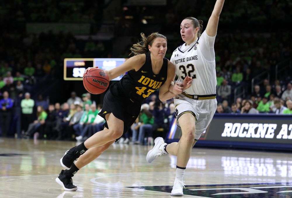 Iowa Hawkeyes forward Amanda Ollinger (43) against the Notre Dame Fighting Irish Thursday, November 29, 2018 at the Joyce Center in South Bend, Ind. (Brian Ray/hawkeyesports.com)