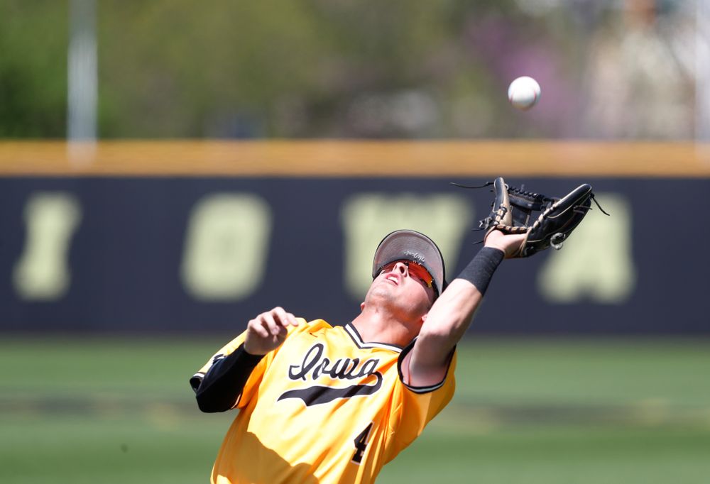 Iowa Hawkeyes infielder Mitchell Boe (4) against the Oklahoma State Cowboys Sunday, May 6, 2018 at Duane Banks Field. (Brian Ray/hawkeyesports.com)