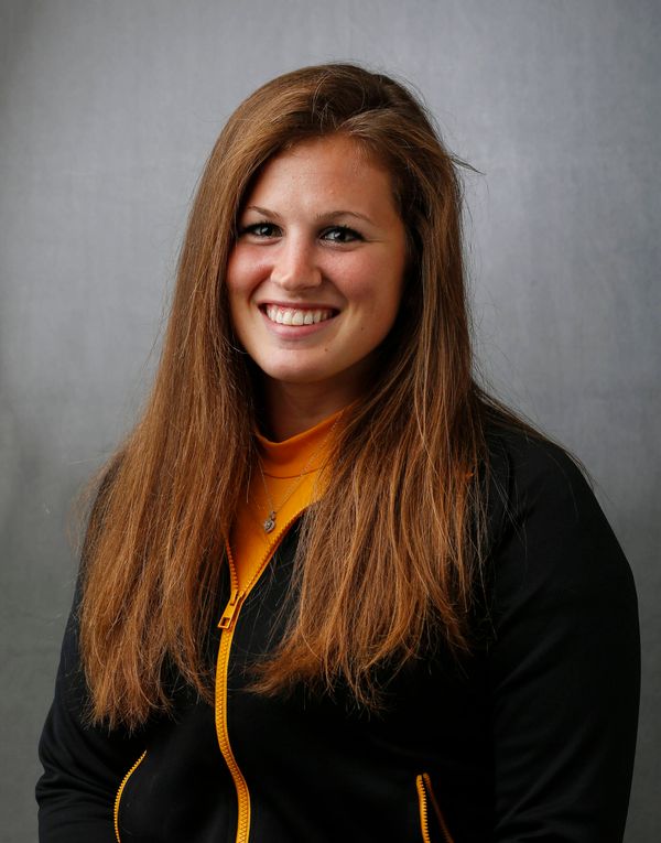 Erin Czupil - Women's Rowing - University of Iowa Athletics
