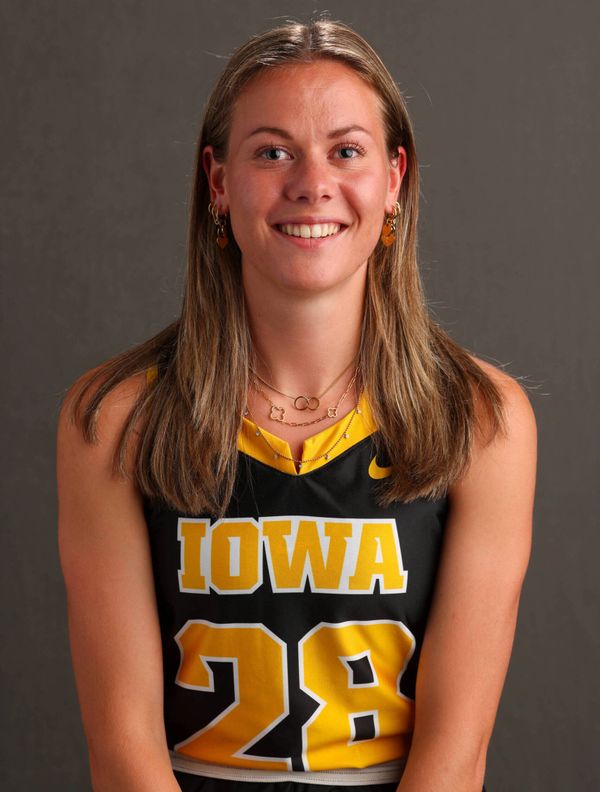 Celine De Witte - Field Hockey - University of Iowa Athletics