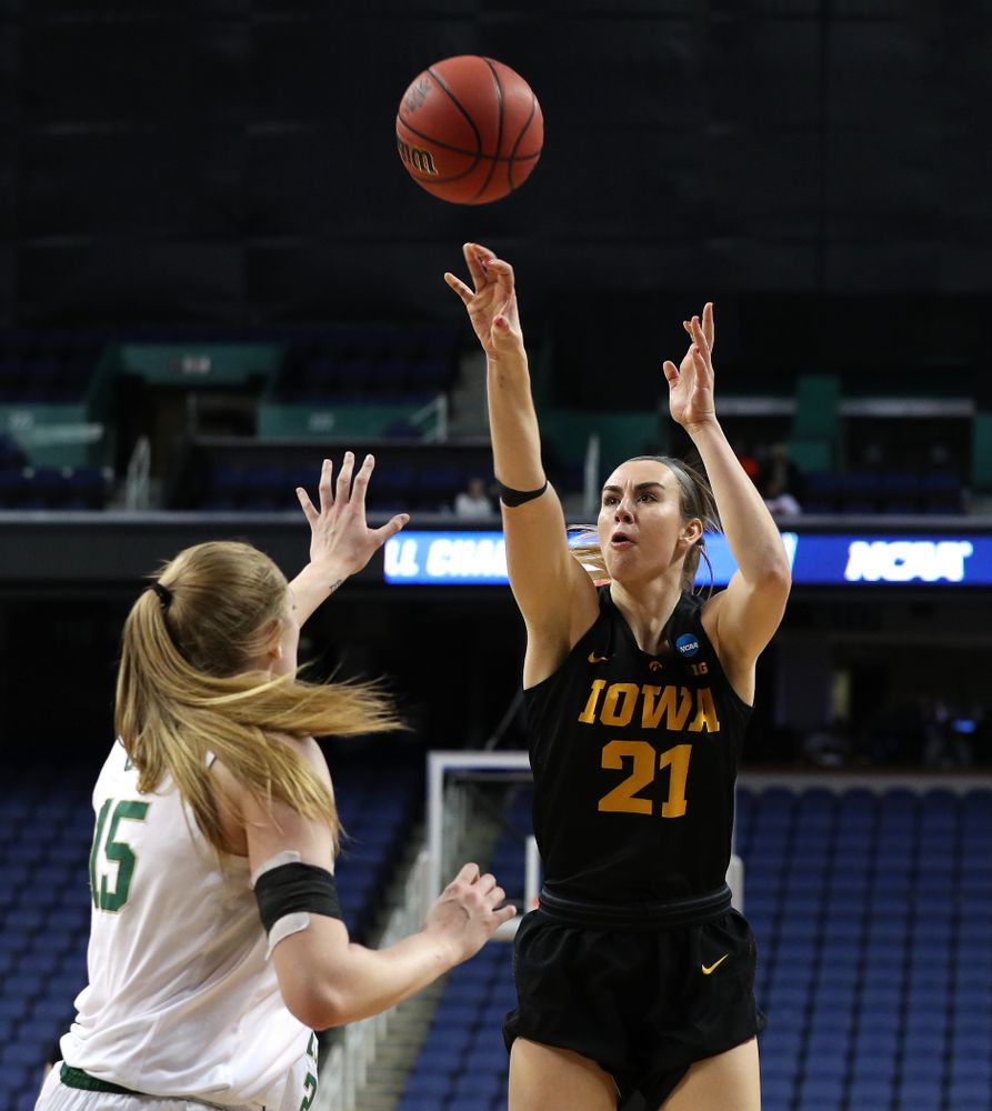 Iowa Hawkeyes forward Hannah Stewart (21) against the Baylor Lady Bears in the regional final of the 2019 NCAA Women's College Basketball Tournament Monday, April 1, 2019 at Greensboro Coliseum in Greensboro, NC.(Brian Ray/hawkeyesports.com)